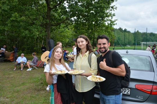 Piesza Pielgrzymka Diecezji Zamojsko-Lubaczowskiej na Jasną Górę z postojem w gminie Biłgoraj.
