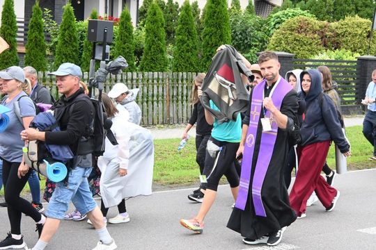 Piesza Pielgrzymka Diecezji Zamojsko-Lubaczowskiej na Jasną Górę z postojem w gminie Biłgoraj.