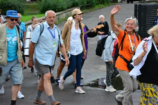 Piesza Pielgrzymka Diecezji Zamojsko-Lubaczowskiej na Jasną Górę z postojem w gminie Biłgoraj. Piesza Pielgrzymka Diecezji Zamojsko-Lubaczowskiej na Jasną Górę z postojem w gminie Biłgoraj.