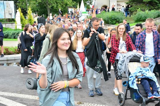 Piesza Pielgrzymka Diecezji Zamojsko-Lubaczowskiej na Jasną Górę z postojem w gminie Biłgoraj.