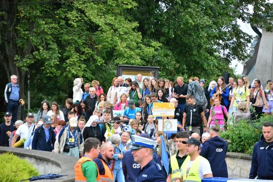 Piesza Pielgrzymka Diecezji Zamojsko-Lubaczowskiej na Jasną Górę z postojem w gminie Biłgoraj.
