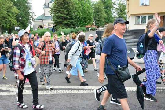Piesza Pielgrzymka Diecezji Zamojsko-Lubaczowskiej na Jasną Górę z postojem w gminie Biłgoraj.