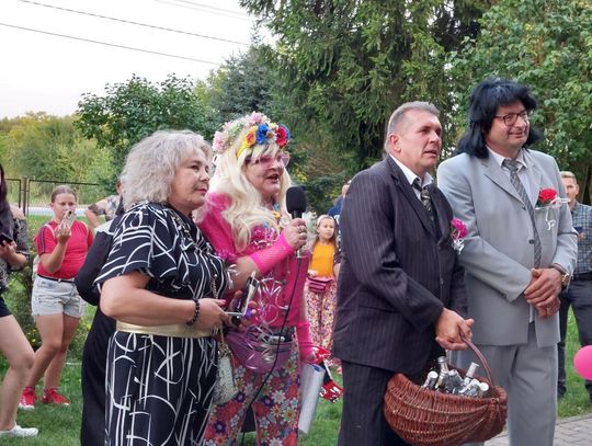 Jedziemy po Mariolkę. W Michalowie będzie wesele w stylu PRL-u [ZDJĘCIA CZ. 1]