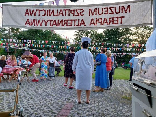 Jedziemy po Mariolkę. W Michalowie będzie wesele w stylu PRL-u [ZDJĘCIA CZ. 1]