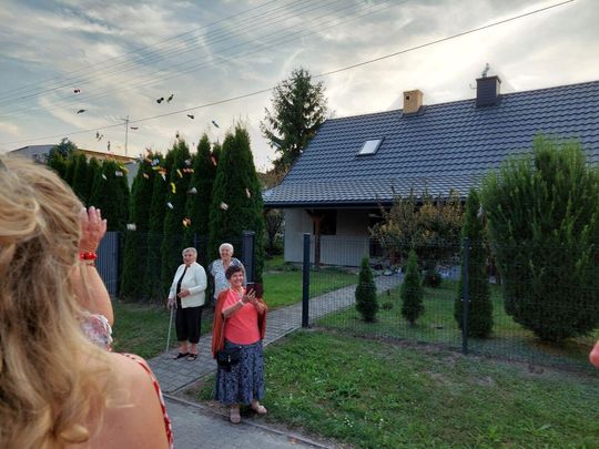 Jedziemy po Mariolkę. W Michalowie będzie wesele w stylu PRL-u [ZDJĘCIA CZ. 1]