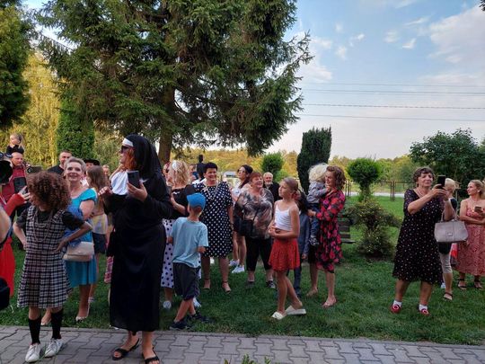 Jedziemy po Mariolkę. W Michalowie będzie wesele w stylu PRL-u [ZDJĘCIA CZ. 1]