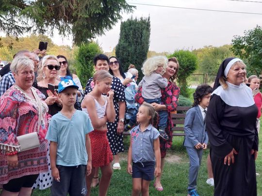 Jedziemy po Mariolkę. W Michalowie będzie wesele w stylu PRL-u [ZDJĘCIA CZ. 1]