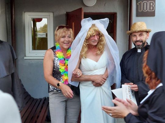 Jedziemy po Mariolkę. W Michalowie będzie wesele w stylu PRL-u [ZDJĘCIA CZ. 1]