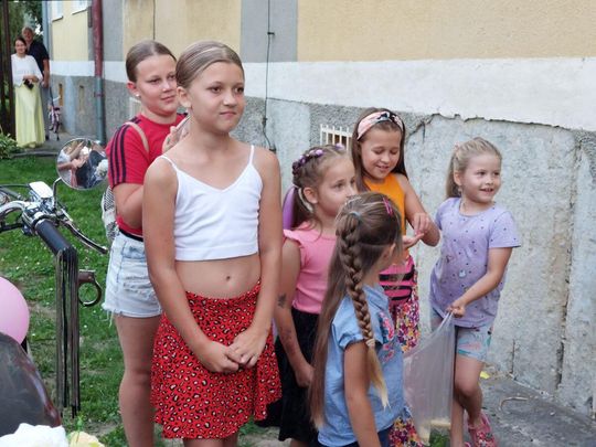 Jedziemy po Mariolkę. W Michalowie będzie wesele w stylu PRL-u [ZDJĘCIA CZ. 1]