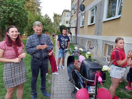 Jedziemy po Mariolkę. W Michalowie będzie wesele w stylu PRL-u [ZDJĘCIA CZ. 1]