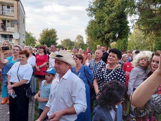 Jedziemy po Mariolkę. W Michalowie będzie wesele w stylu PRL-u [ZDJĘCIA CZ. 1]