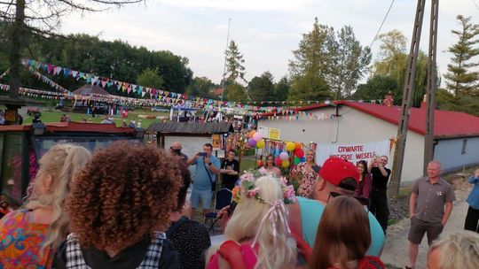 Jedziemy po Mariolkę. W Michalowie będzie wesele w stylu PRL-u [ZDJĘCIA CZ. 1]