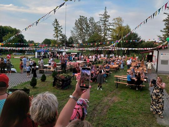 Jedziemy po Mariolkę. W Michalowie będzie wesele w stylu PRL-u [ZDJĘCIA CZ. 1]