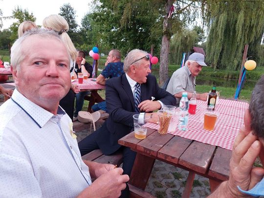 Zenek i Mariolka zostali małżeństwem. Wesele w stylu PRL w Michalowie [ZDJĘCIA cz. 2]