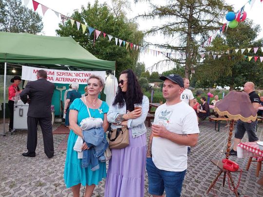 Zenek i Mariolka zostali małżeństwem. Wesele w stylu PRL w Michalowie [ZDJĘCIA cz. 2]