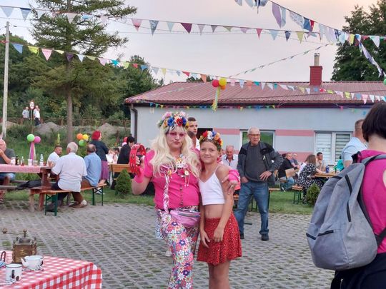 Zenek i Mariolka zostali małżeństwem. Wesele w stylu PRL w Michalowie [ZDJĘCIA cz. 2]