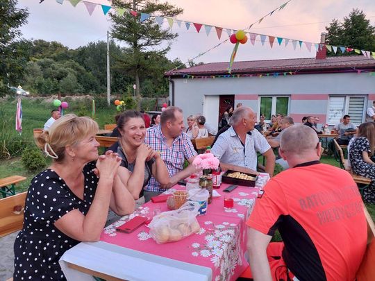 Zenek i Mariolka zostali małżeństwem. Wesele w stylu PRL w Michalowie [ZDJĘCIA cz. 2]
