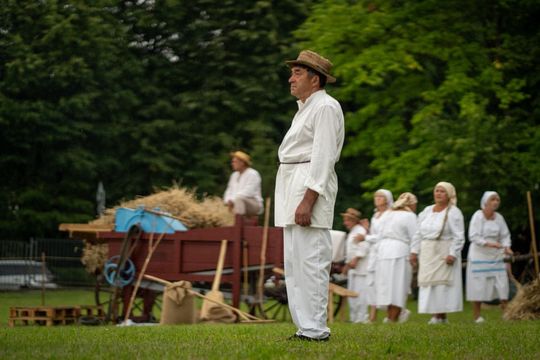 Dni Powiatu Tomaszowskiego z Marszałkiem Piłsudskim, rekonstruktorami i kabaretem OT.TO [ZDJĘCIA]
