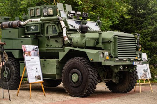 Dni Powiatu Tomaszowskiego z Marszałkiem Piłsudskim, rekonstruktorami i kabaretem OT.TO [ZDJĘCIA]