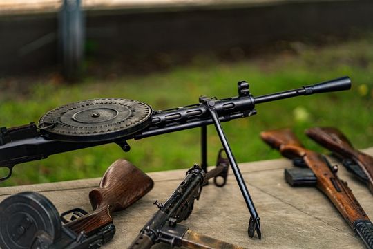 Dni Powiatu Tomaszowskiego z Marszałkiem Piłsudskim, rekonstruktorami i kabaretem OT.TO [ZDJĘCIA]