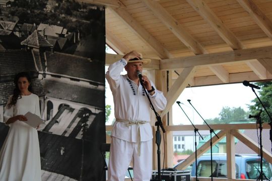 Dni Powiatu Tomaszowskiego z Marszałkiem Piłsudskim, rekonstruktorami i kabaretem OT.TO [ZDJĘCIA]