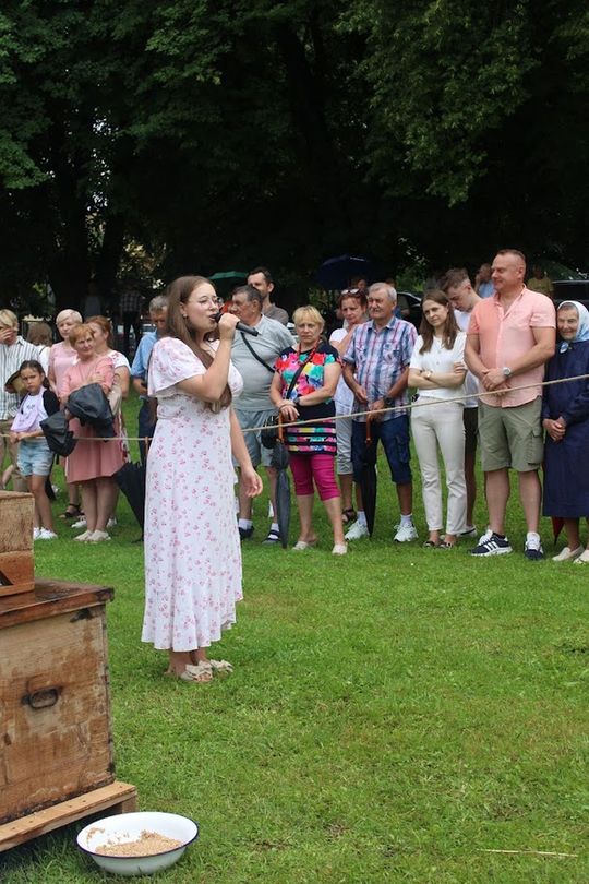 Dni Powiatu Tomaszowskiego z Marszałkiem Piłsudskim, rekonstruktorami i kabaretem OT.TO [ZDJĘCIA]