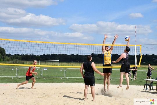 Siatkarze z Zamościa najlepsi w Chmielakowym Turnieju Plażowej Piłki Siatkowej 2025 [ZDJĘCIA]