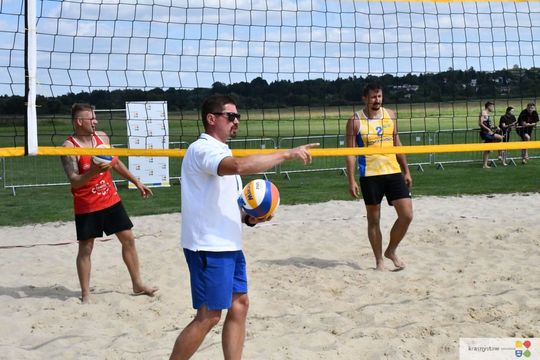 Siatkarze z Zamościa najlepsi w Chmielakowym Turnieju Plażowej Piłki Siatkowej 2025 [ZDJĘCIA]