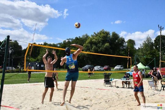Siatkarze z Zamościa najlepsi w Chmielakowym Turnieju Plażowej Piłki Siatkowej 2025 [ZDJĘCIA]