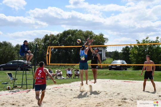Siatkarze z Zamościa najlepsi w Chmielakowym Turnieju Plażowej Piłki Siatkowej 2025 [ZDJĘCIA]