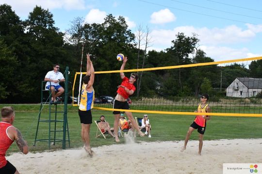 Siatkarze z Zamościa najlepsi w Chmielakowym Turnieju Plażowej Piłki Siatkowej 2025 [ZDJĘCIA]