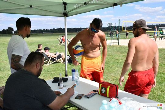 Siatkarze z Zamościa najlepsi w Chmielakowym Turnieju Plażowej Piłki Siatkowej 2025 [ZDJĘCIA]