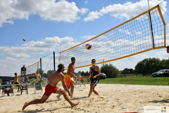 Siatkarze z Zamościa najlepsi w Chmielakowym Turnieju Plażowej Piłki Siatkowej 2025 [ZDJĘCIA]