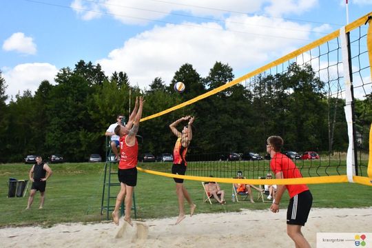Siatkarze z Zamościa najlepsi w Chmielakowym Turnieju Plażowej Piłki Siatkowej 2025 [ZDJĘCIA]