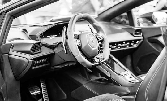 Przejazdy Lamborghini, Ferrari, McLaren. Zamość i Tomaszów korzystał [ZDJĘCIA]