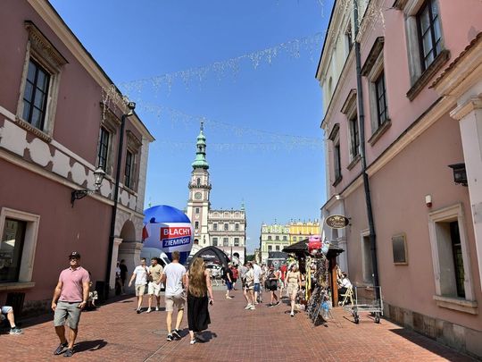 Zamość na Okrągło 2025 – motoryzacyjne święto w sercu miasta [ZDJĘCIA]