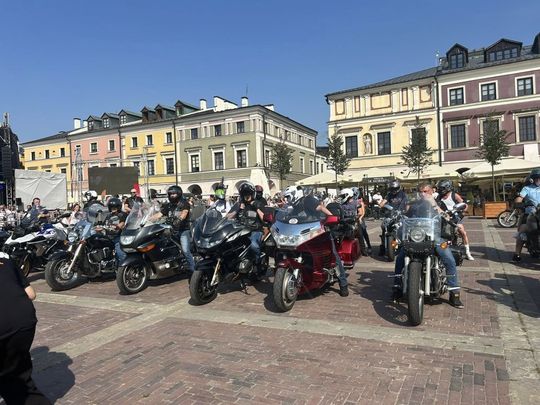 Zamość na Okrągło 2025 – motoryzacyjne święto w sercu miasta [ZDJĘCIA]