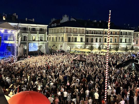 Zamość na Okrągło 2025 – motoryzacyjne święto w sercu miasta [ZDJĘCIA]