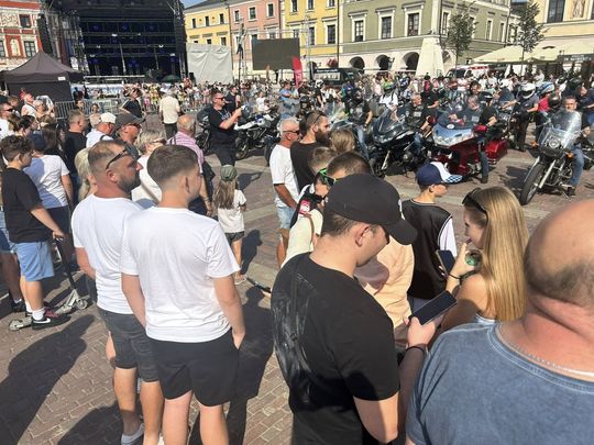 Zamość na Okrągło 2025 – motoryzacyjne święto w sercu miasta [ZDJĘCIA]