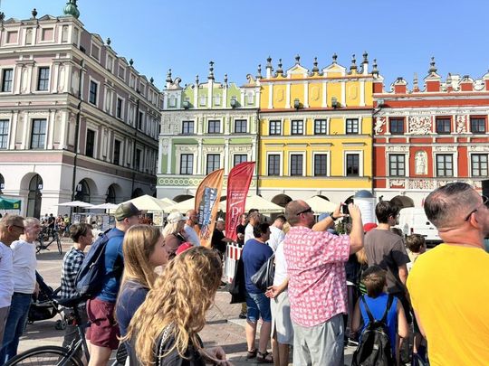 Zamość na Okrągło 2025 – motoryzacyjne święto w sercu miasta [ZDJĘCIA]