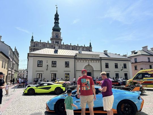 Zamość na Okrągło 2025 – motoryzacyjne święto w sercu miasta [ZDJĘCIA]
