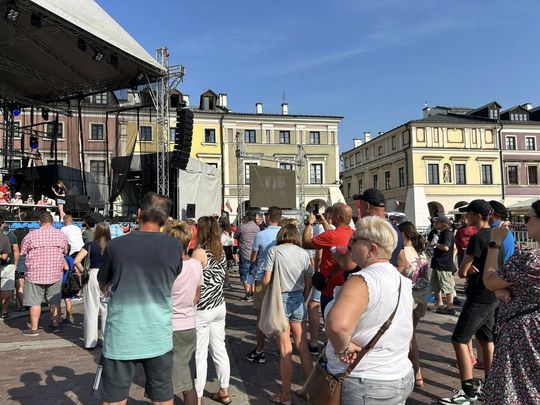 Zamość na Okrągło 2025 – motoryzacyjne święto w sercu miasta [ZDJĘCIA]