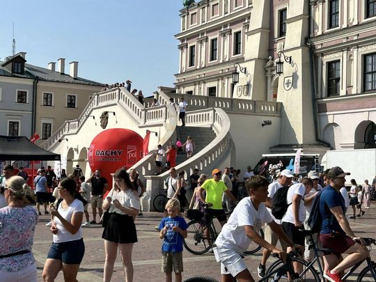 Zamość na Okrągło 2025 – motoryzacyjne święto w sercu miasta [ZDJĘCIA]