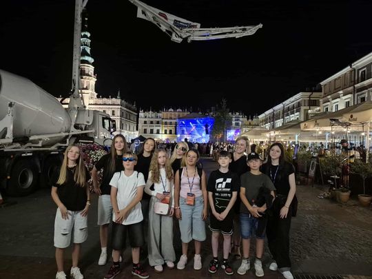 Zamość na Okrągło 2025 – motoryzacyjne święto w sercu miasta [ZDJĘCIA]