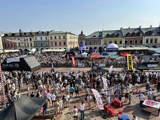 Zamość na Okrągło 2025 – motoryzacyjne święto w sercu miasta [ZDJĘCIA]