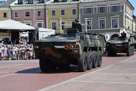 Święto Wojska Polskiego w Zamościu - galeria zdjęć Święto Wojska Polskiego w Zamościu - galeria zdjęć