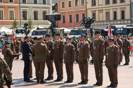 Święto Wojska Polskiego w Zamościu - galeria zdjęć Święto Wojska Polskiego w Zamościu - galeria zdjęć