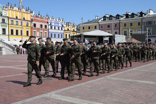 Święto Wojska Polskiego w Zamościu - galeria zdjęć Święto Wojska Polskiego w Zamościu - galeria zdjęć