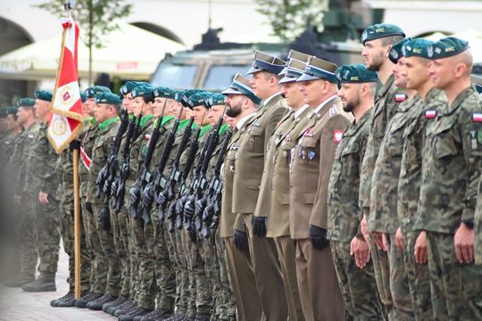 Święto 18. Zamojskiego Pułku Przeciwlotniczego na Rynku Wielkim [ZDJĘCIA]