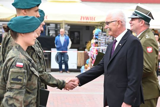 Święto 18. Zamojskiego Pułku Przeciwlotniczego na Rynku Wielkim [ZDJĘCIA]